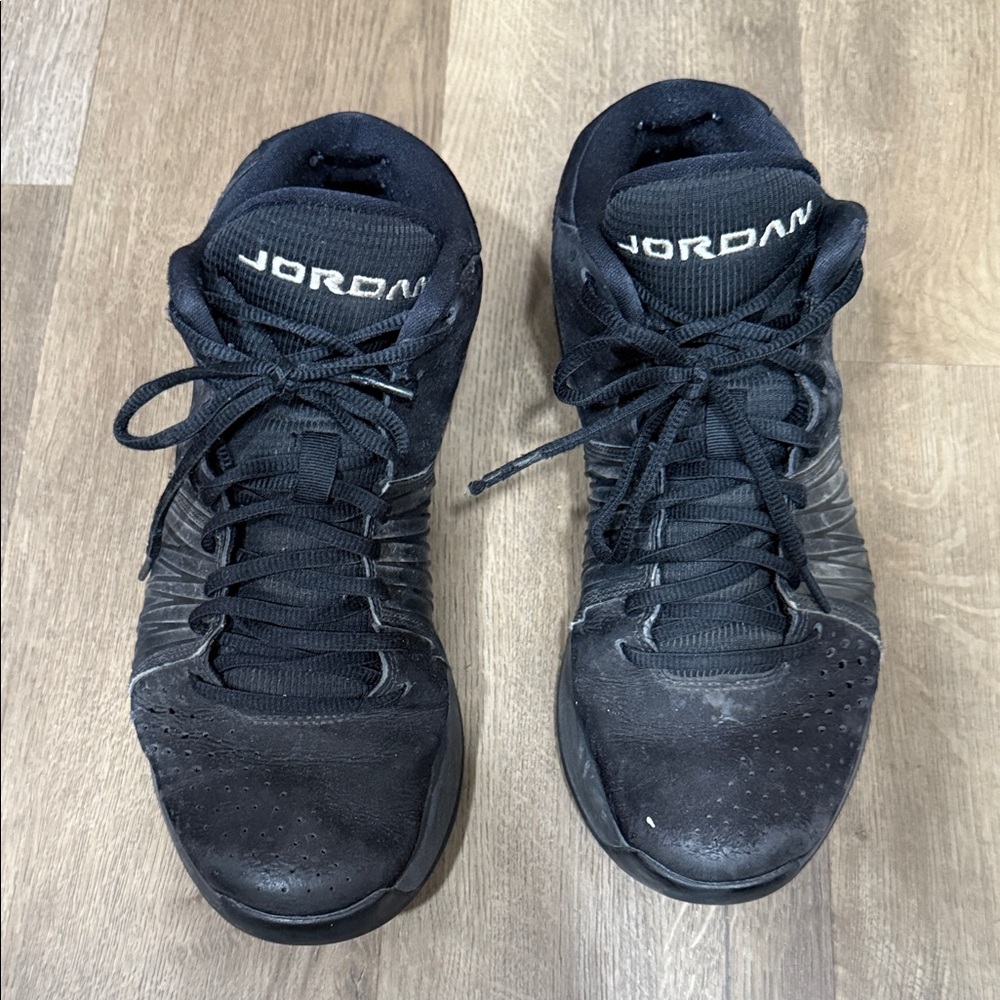 Jordan Men's Black Athletic Shoes size 11.5